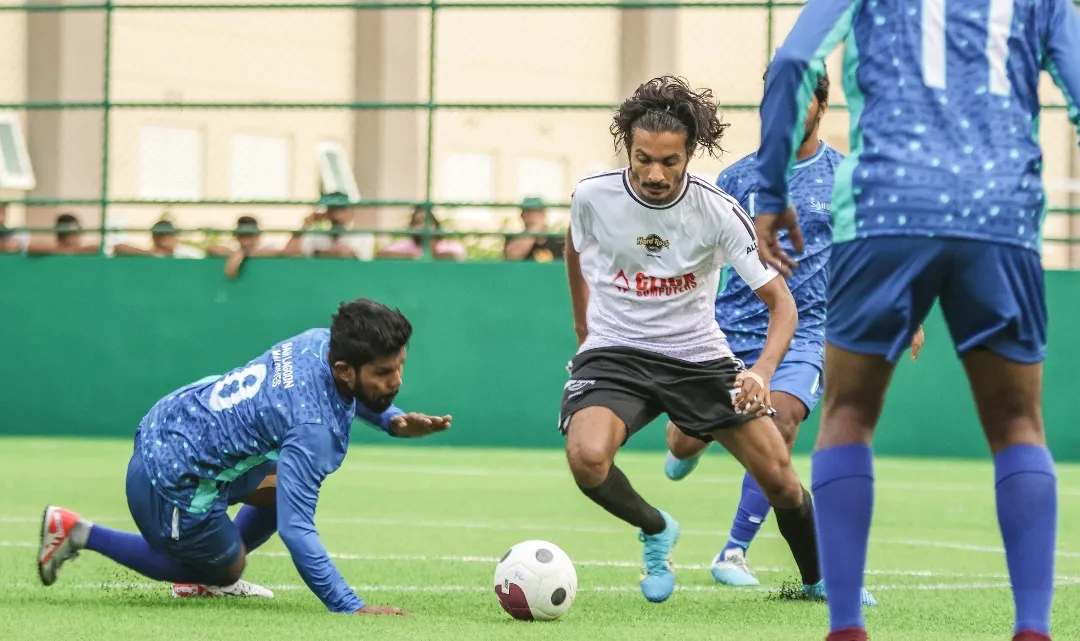 ސައި ލެގޫން އަތުން މޮޅުވެ ހާޑްރޮކް އިން ކުއާޓާ ފައިނަލުގެ ޖާގައެއް ކަށަވަރުކޮށްފި
