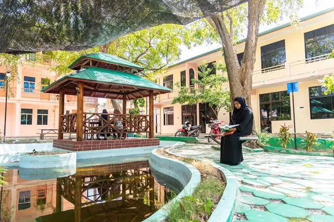 ޤައުމީ ޔުނިވަރސިޓީގެ ގޮތްޕެއް؛ ފޮޓޯ / އެމްއެންޔޫ