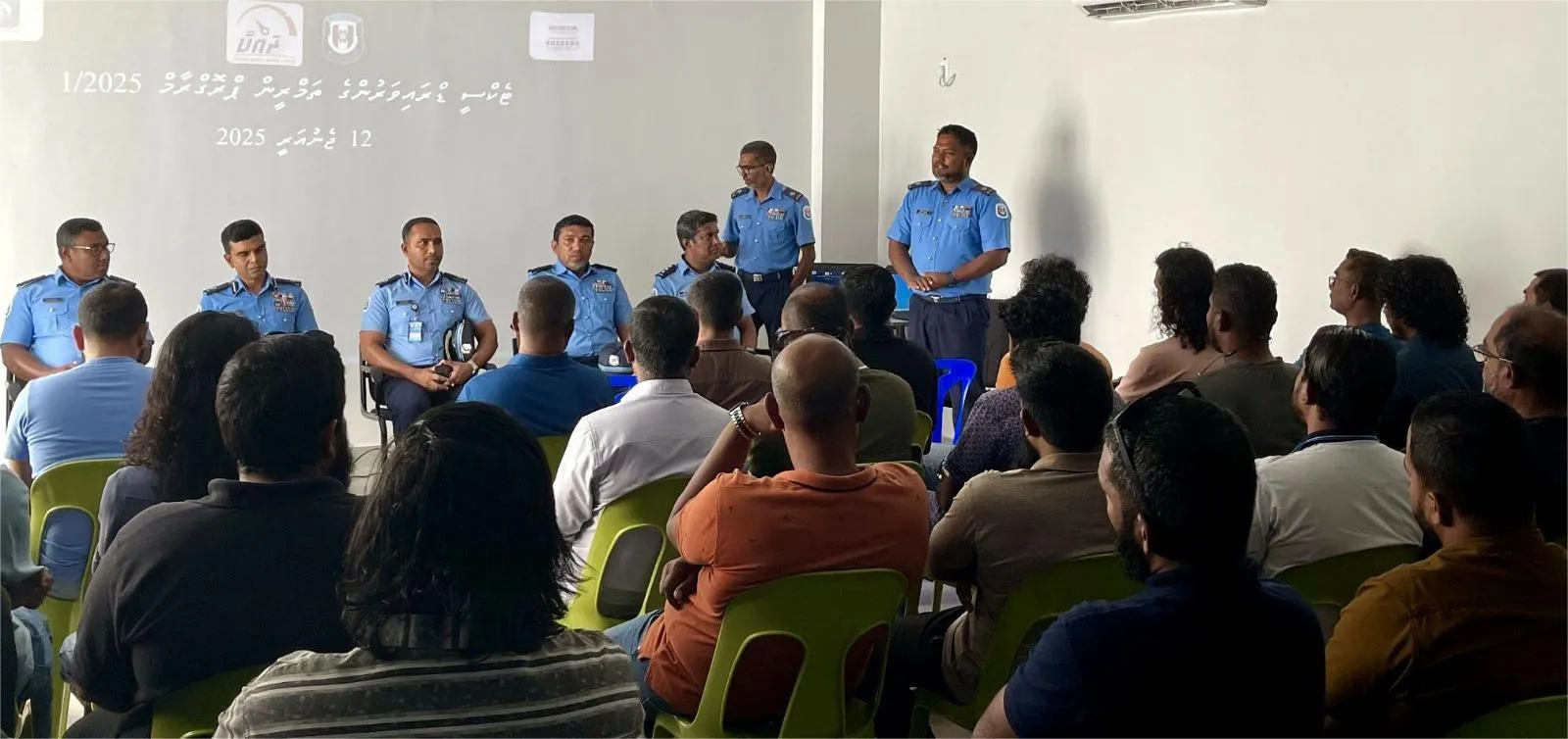 ޓެކްސީ ޑްރައިވަރުންގެ ތަމްރީނު ޕްރޮގްރާމް-- ފޮޓޯ: ޕޮލިސް