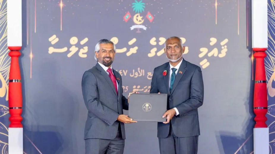 Ooredoo Maldives Receives National Award for Contribution to Economic Development