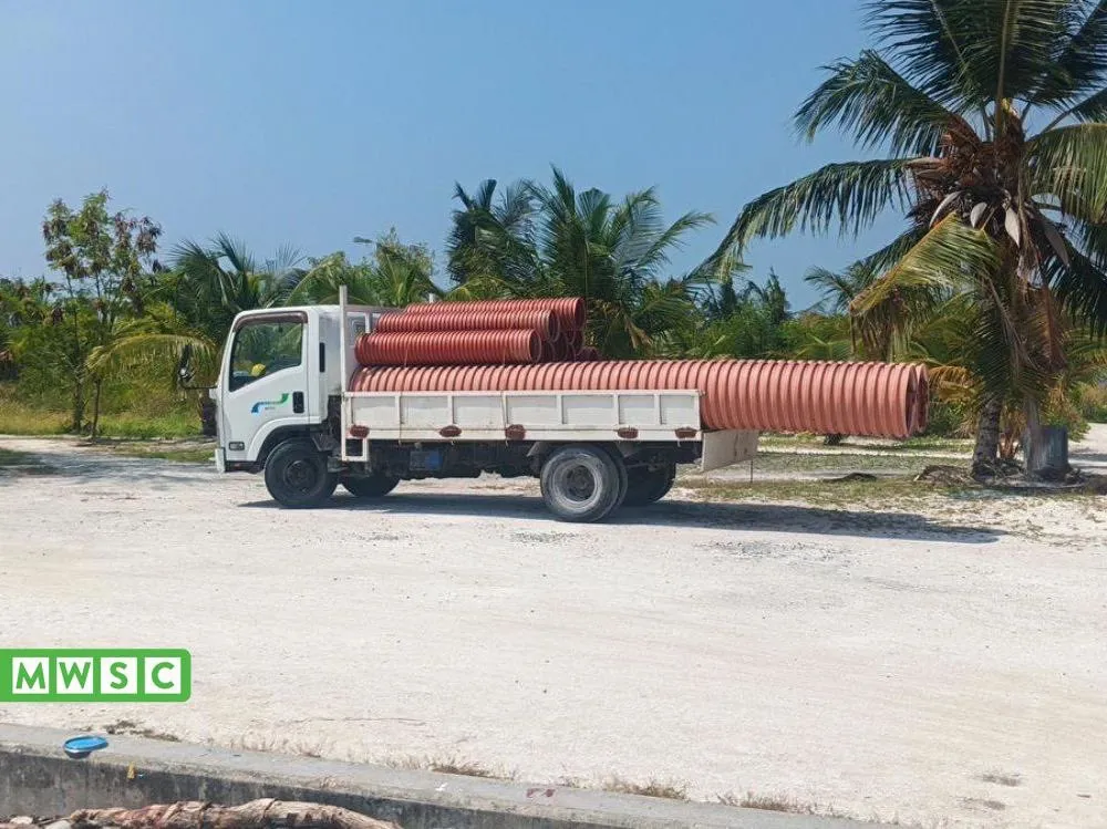 ފެން ހިންދާ ނިޒާމުގެ މަސައްކަތަށް ބޭނުންވާ ސާމާނު ގެމަނަފުއްޓަށް ގެނެސްފި