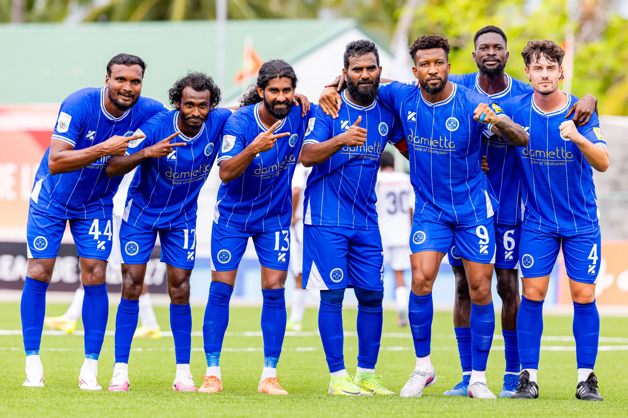 ގައްދޫގައި ކުޅުނު ތާރީހީ ލީގު މެޗު ކާމިޔާބު ކުރީ ނިއު ރޭޑިއަންޓް