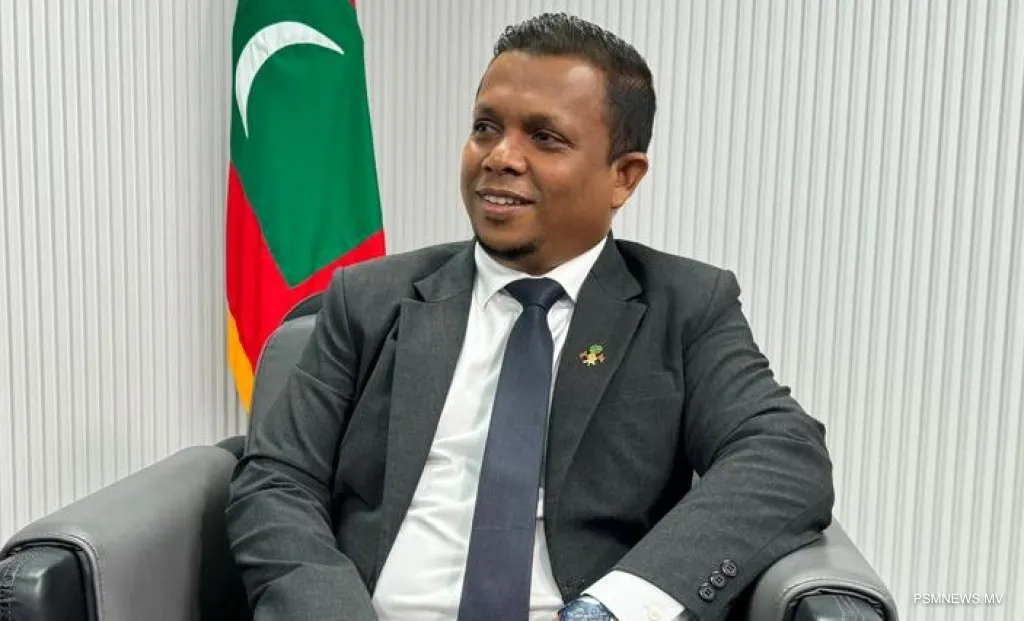 ފިނޭންސް މިނިސްޓަރ ޑރ ޝަފީގު