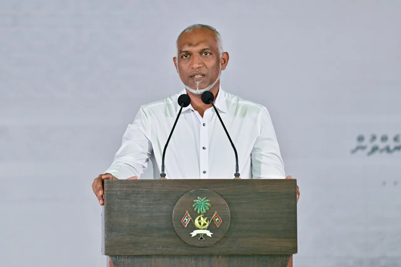 ރައީސް ޑރ.މުއިއްޒު ހދ.ނާވައިދޫގައި ވާހަކަދައްކަވަނީ.. ފޮޓޯ: ރައީސް އޮފީސް