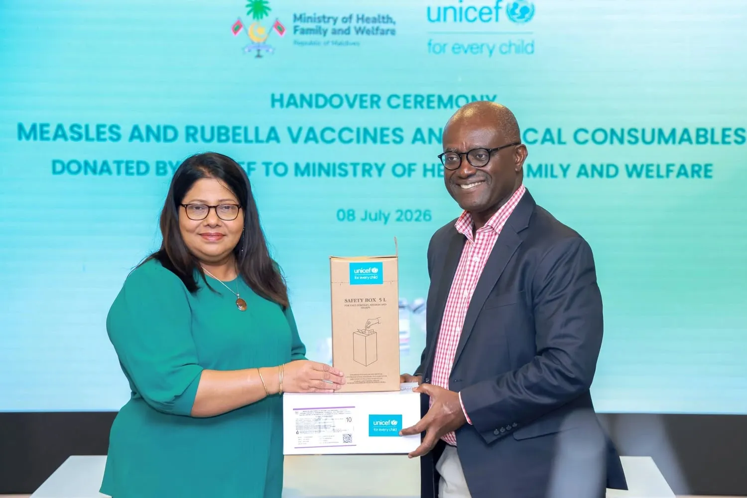 ޔުނިސެފުން ރާއްޖެއަށް 28،000 މީސަލްސް އެމްއާރް ވެކްސިން ޑޯޒު ހަދިޔާކޮށްފި