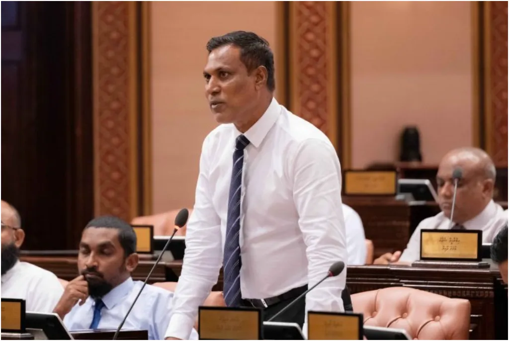ހުޅުމާލެ ދެކުނު ދާއިރާގެ އެމްޑީޕީ މެމްބަރު ޑރ. އަހްމަދު ޝަމްހީދު/ ފޮޓޯ: މަޖިލީސް