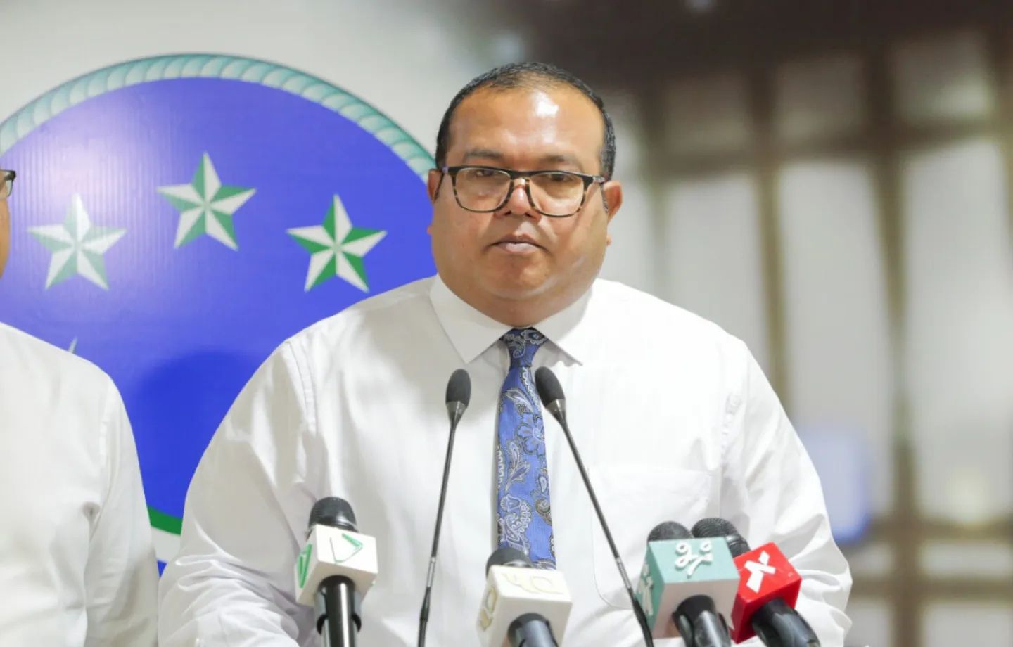 ނަޝީދުގެ ރިޔާސަތުގައި މުއިއްޒު ހުވާކުރައްވައިފި ނަމަ ކެބިނެޓަށް ރުހުމެއް ނުދޭނަން: އެމްޑީޕީ