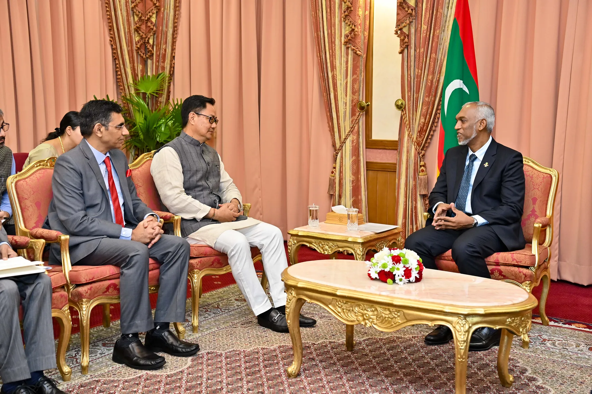 ރާއްޖޭގައި ތިބި އިންޑިޔާ ސިފައިން ގެންދިޔުމަށް ރަަސްމީކޮށް އެދިއްޖެ