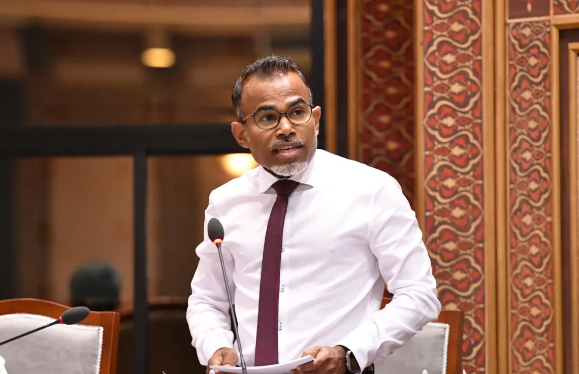 އިޓްލޮސްގެ ފަނޑިޔާރުންގެ ނިންމުމުގައި ރައީސްގެ ސިޓީއަށް ރިއާޔަތްކޮށްފައެއް ނެތް: ރިއްފަތު