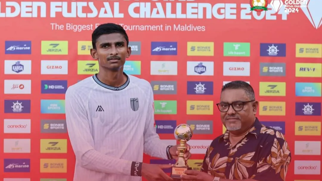 ދެވަނަ މެޗުން ވެސް މޮޅުވެ ބުރުނިން ގުރޫޕްގެ އެއްވަނައިގައި ހަމަޖެހިލައިފި