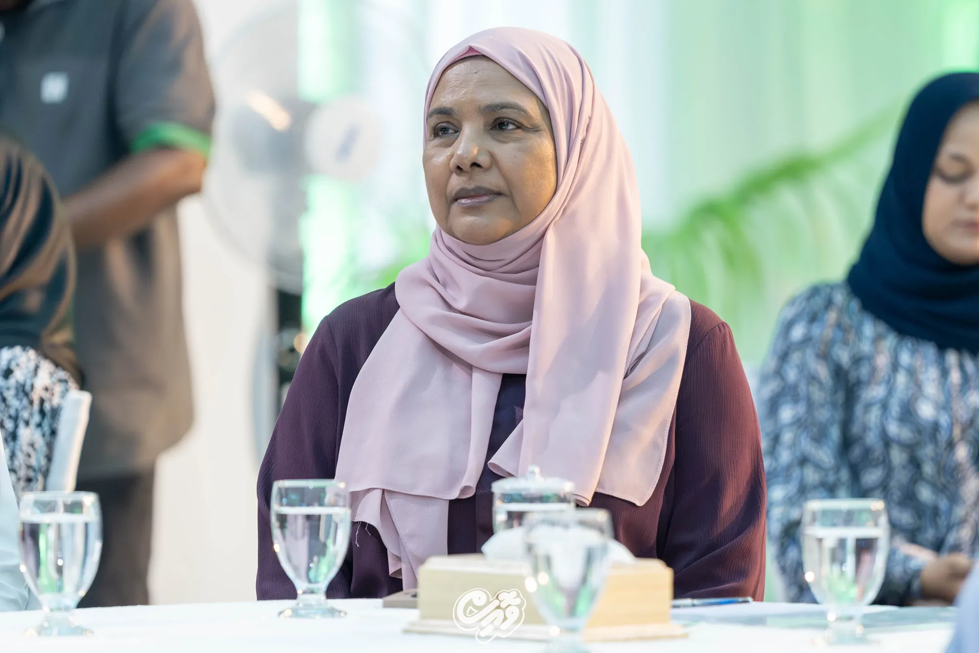 ވަޒީރު ޢާއިޝަތު ޝިހާމް: ފޮޓޯ/ ވޮއިސް