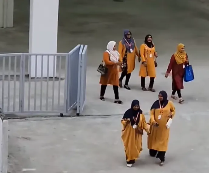 ޞަލާހުއްދީން ސްކޫލްގެ ކުލައަކަށް ރީނދޫ! ކިޔެވުން ފެށުނު އިރު މަސައްކަތްވެސް ނުނިމޭ!