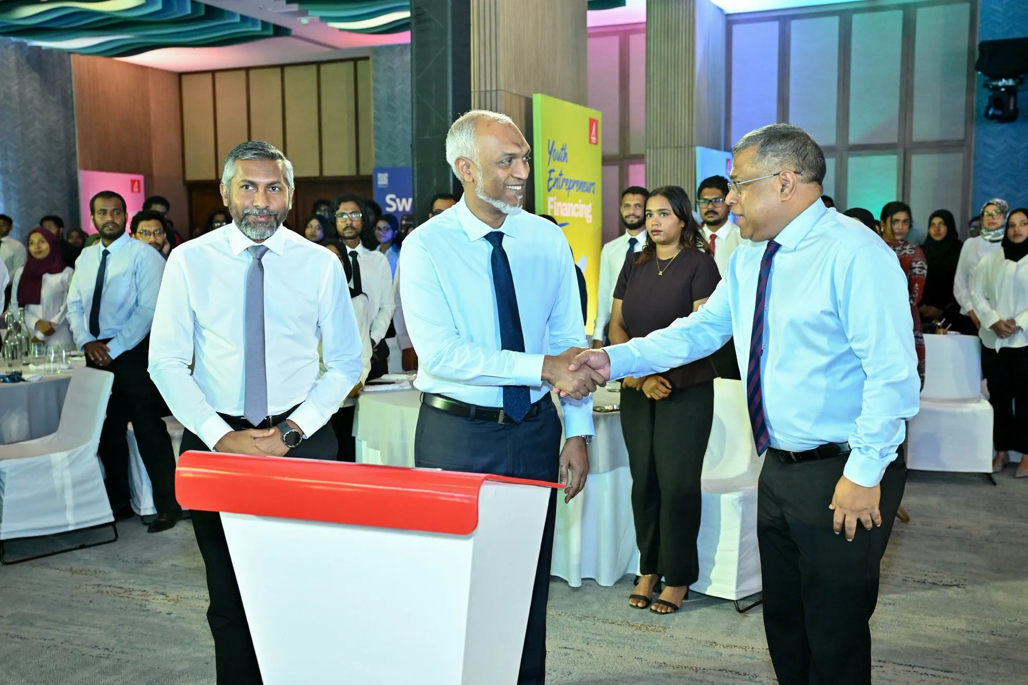 ބީއެމްއެލްގެ ބްރާންޗް ވިއުގަ 55 އަށް: އަލަށް 7 ބްރާންޗެއް ހުޅުވައިފި