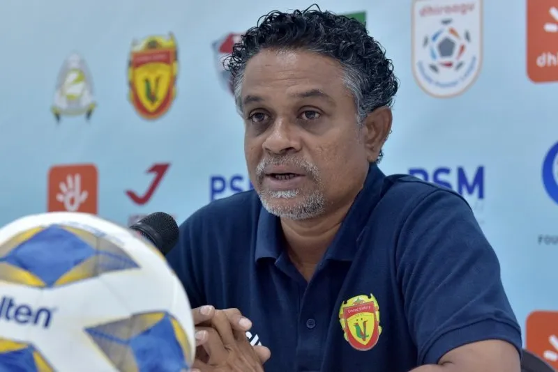 ސާންތި ކޯޗް: މިރޭ ވަނީ ނިޔާވެފައި