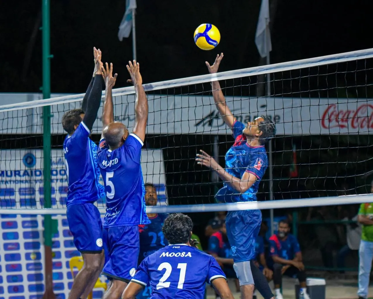 ކުޅުދުއްފުއްޓާއި ފިއްލަދޫ ބައްދަލުކުރިމެޗް..