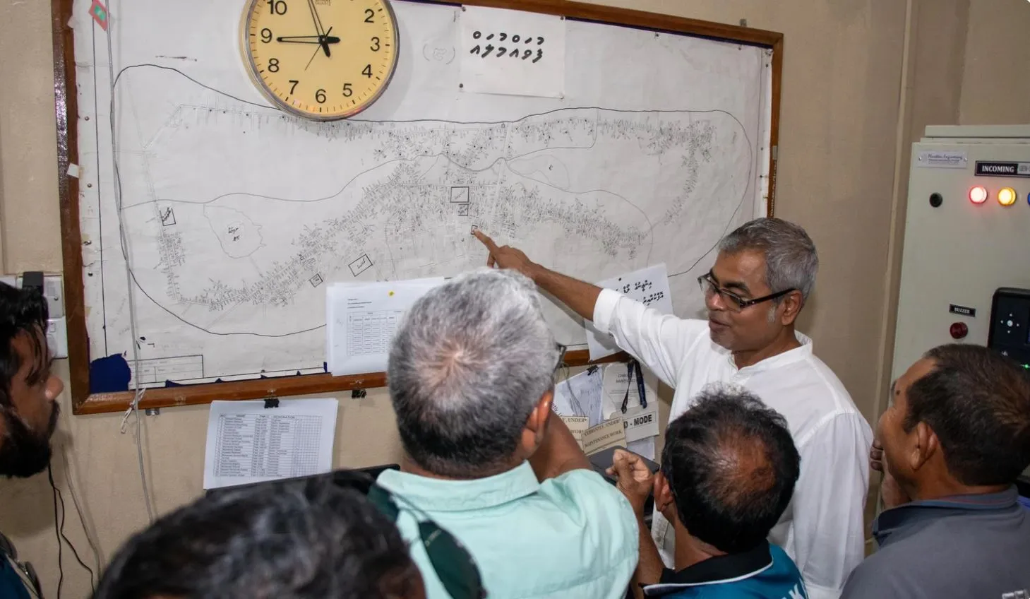 ފުވައްމުލަކުސިޓީގައި ހުރި ފެނަކައަށް މިނިސްޓަރ ތޯރިޤް އިބްރާހީމް ޒިޔާރަތްކުރައްވައިފި