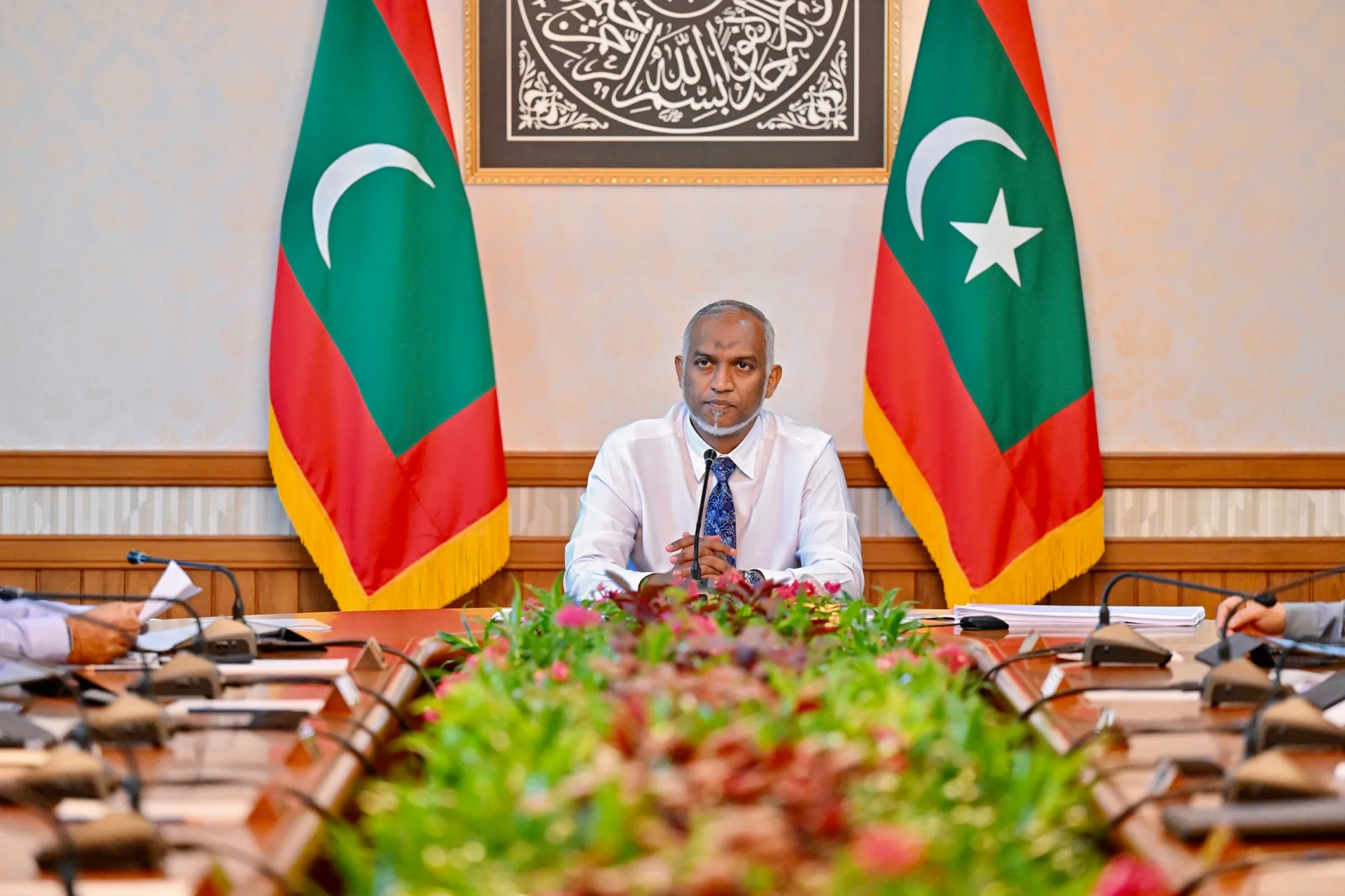 ރައީސް ކެބިނެޓް ބައްދަލްވުމެއްގައި