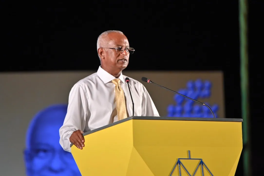 ރާއްޖެ ބަނގުރޫޓްވެފައި އޮތް ކަމަށްބުނާ ވާހަކައަކީ ދޮގެއް، ބޭނުންވަނީ ރައްޔިތުނަނަށް އޮޅުވާލަން: ރައީސް ޞާލިޙް