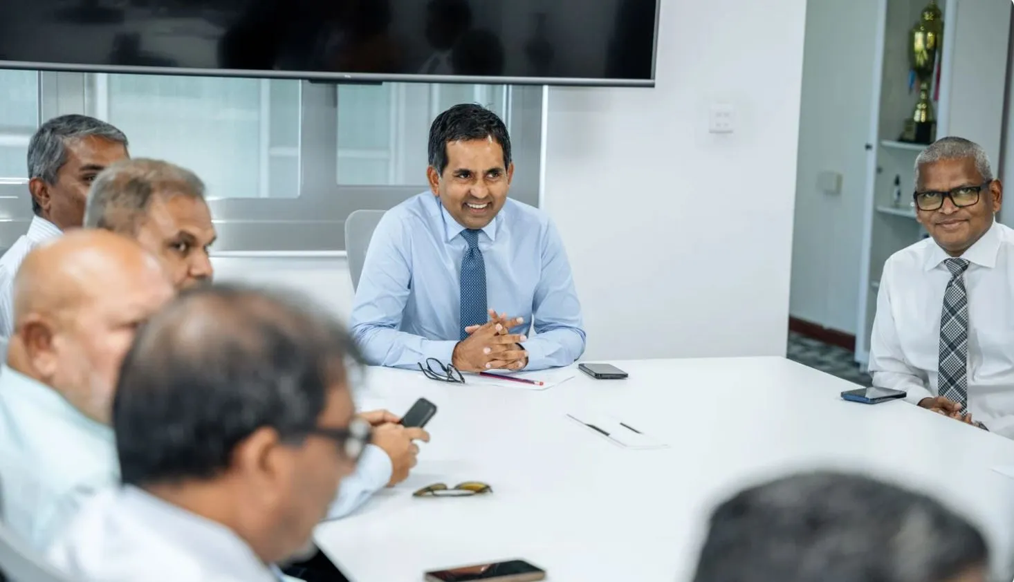 ވަޒީރު ސައީދު މަސީގެ އިސްވެރިންނާ ބައްދަލުކުރައްވައިފި