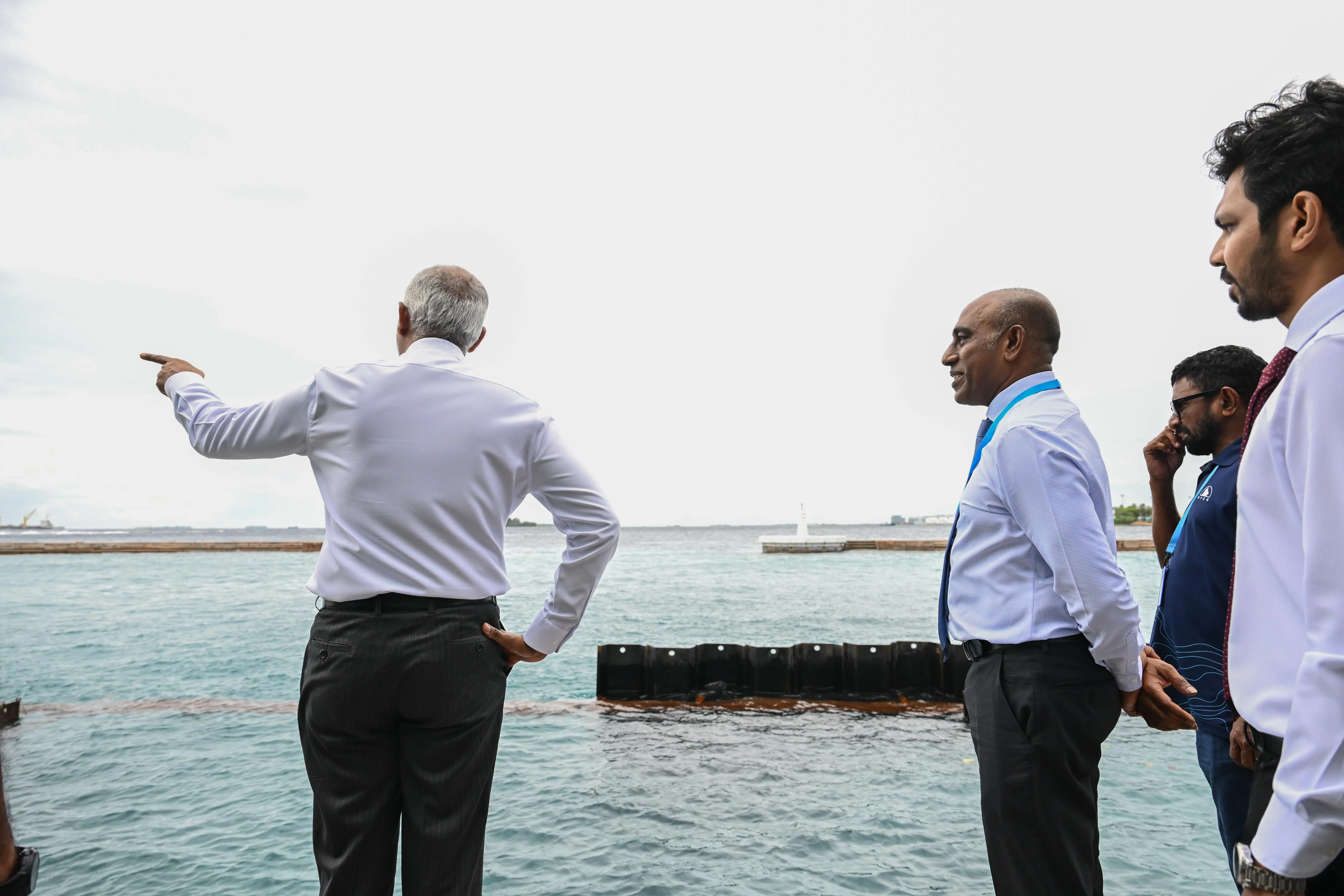 ކުރީގެ ސަރުކާރުތަކުން ނަގާފައިވާ ދަރަނިތައް ދެއްކުމާއި އިޤްތިޞާދީ ހަމަޖެހުން