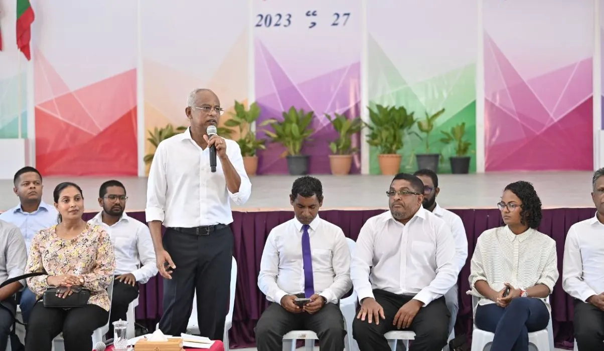 ރާއްޖެ ތަރައްޤީ ކުރެވޭނީ އަތޮޅުތަކުގެ ރަށްތައް ތަރައްޤީކުރެވި، އުއްމީދެއް ހޯދައިދެވިގެން: ރައީސް