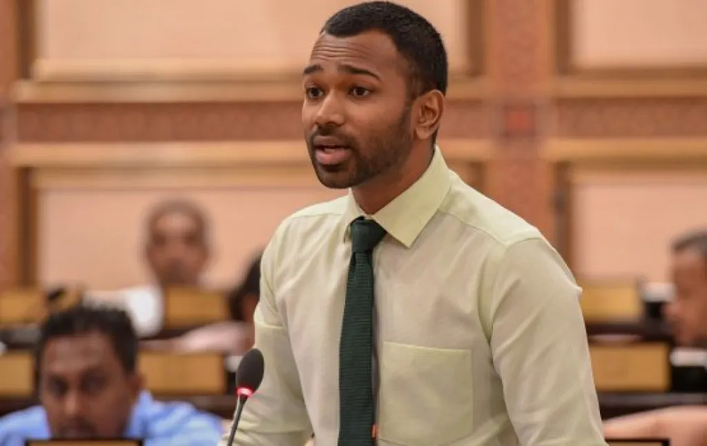 ދަރިމައިވުމުގެ މައްސަލަތަކުގެ ފަރުވާއަށް އާސަންދަ ހަމަޖައްސަން ހުށަހެޅި ގަރާރު މަޖިލީހުން ފާސްކޮށްފި