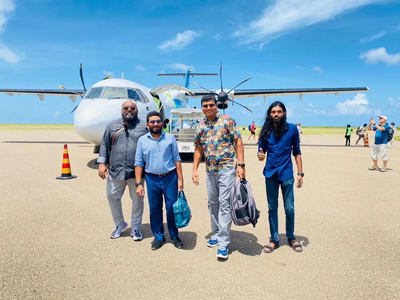ގާސިމްގެ ރިޔާސީ ކެމްޕޭން އަތޮޅުތެރޭގައި ފެށުމަށް ކެމްޕޭން ޓީމުން ފުރައިފި