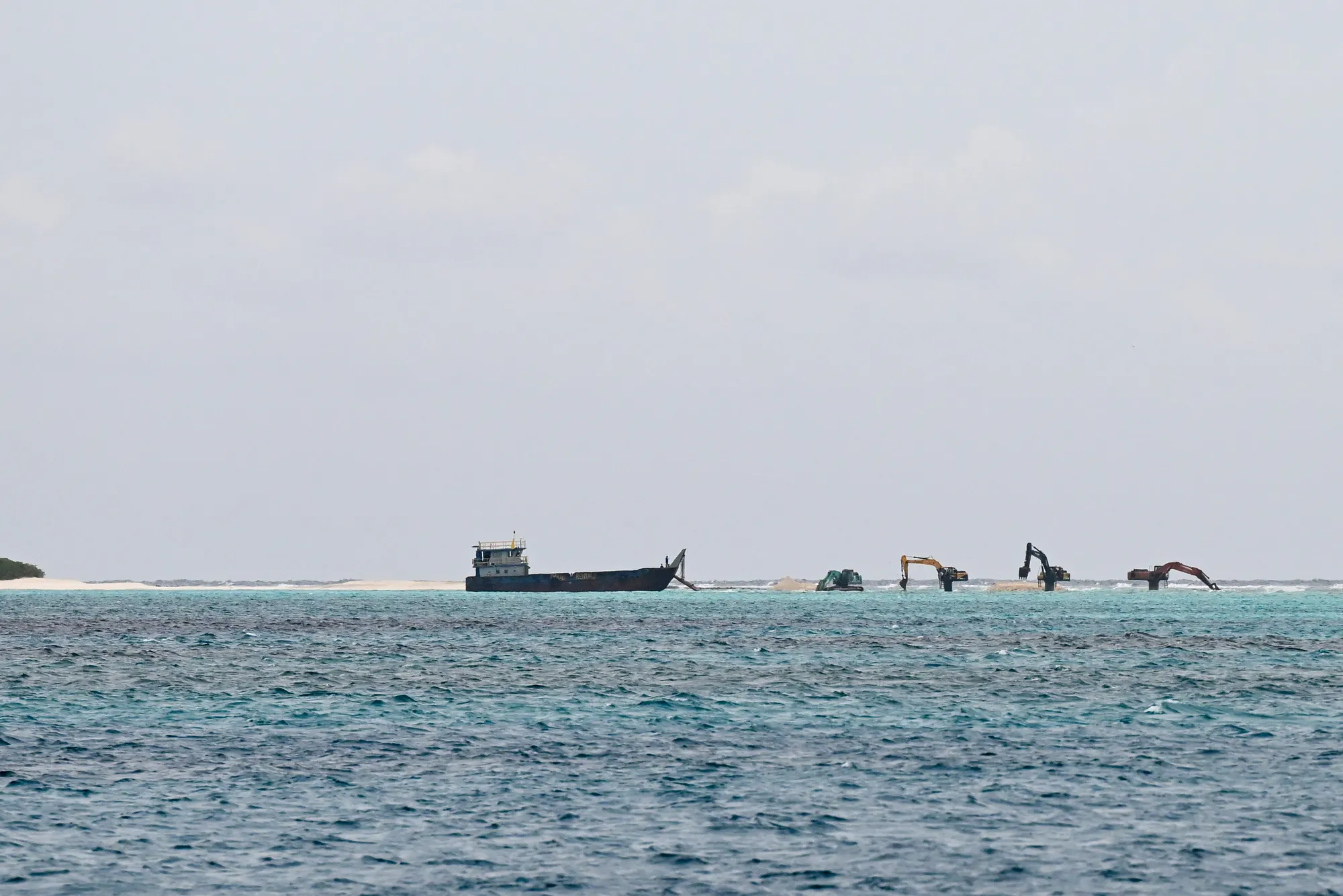 ށ އަތޮޅުގެ ތިންވަނަ އެއާޕޯޓް ކޮމަންޑޫގައި، އަމަލީ މަަސައްކަތް ފަށައިފި