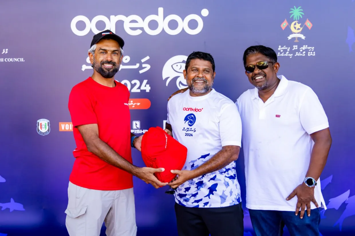 ހިންމަފުށީގައި ބޭއްވި އޫރީދޫ މަސްރޭހުގެ ޗެމްޕިއަންކަން ސިފްކޯއަށް