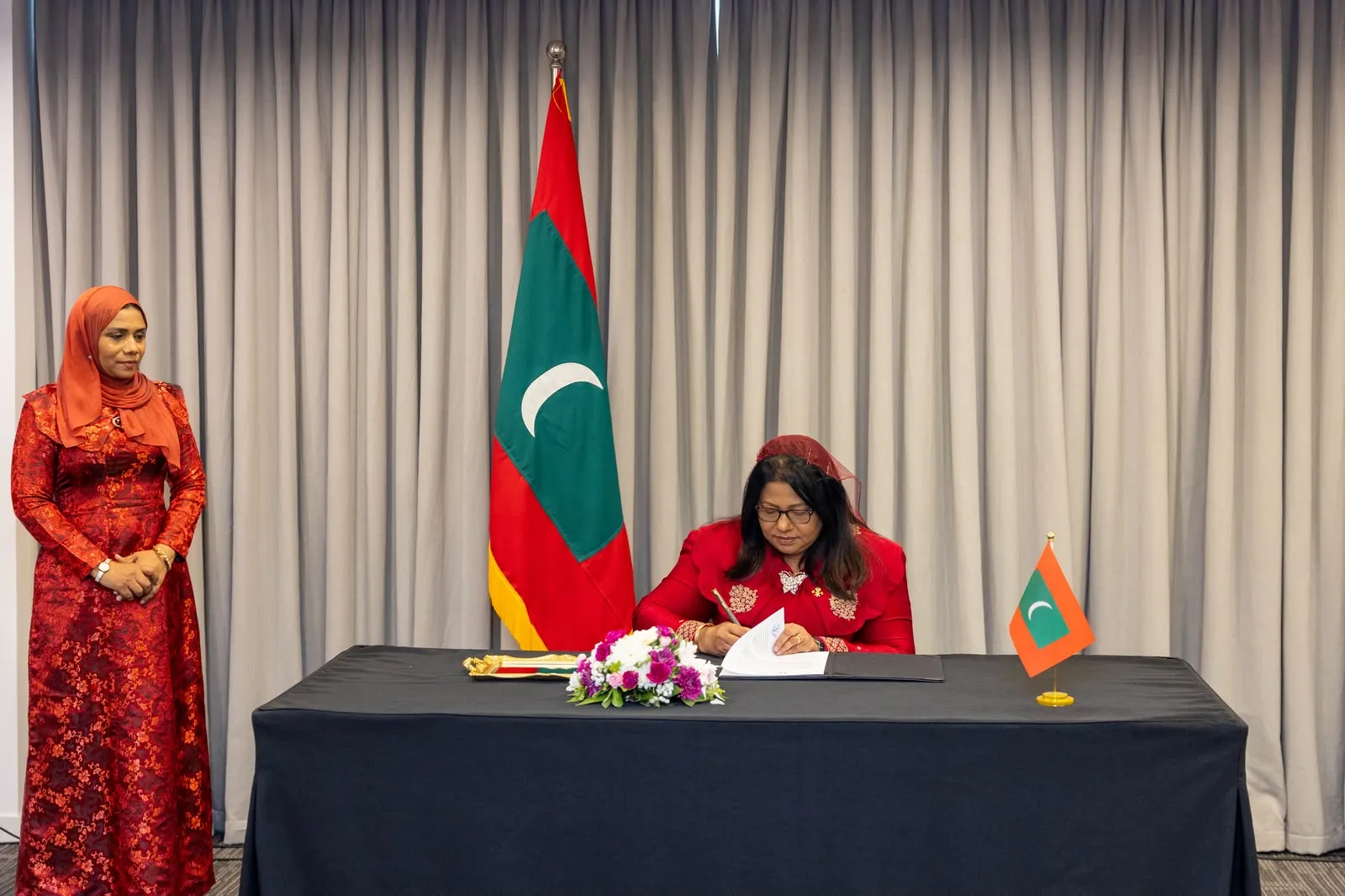 "ބޮގޯޓާ ކޯލް ޓު އެކްޝަން" ޤަރާރުގައި ދިވެހިރާއްޖެއިން ސޮއިކޮށްފި