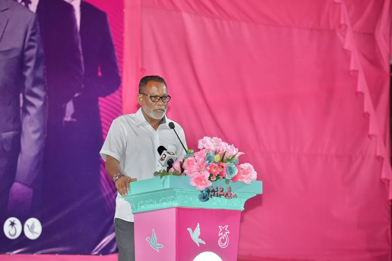 ރައީސް ޔާމިނު ލޯނު ނެގީ ބައެއްގެ ފައިބުޑަށް ނުވެއްޓި ލޯނު ދެއްކޭނެ ގޮތް ހޯދާފަ: އަބްދުއްރަހީމް