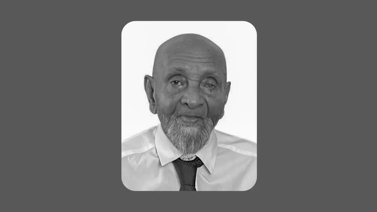 ސިފައިންގޭގައި ދިގު މުއްދަތަކަށް ޚިދުމަތް ކުރެއްވި އަޙުމަދު މަނިކު އަވާހަރަވުމުން ރައީސްގެ ތައުޒިޔާ 