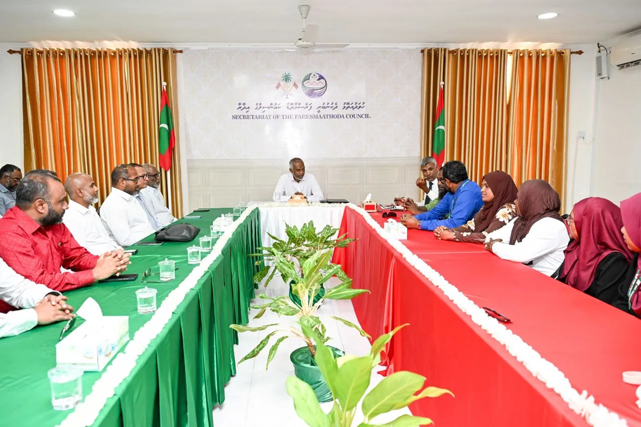 ރައީސުލްޖުމްހޫރިއްޔާ ގދ. ވާދޫ ކައުންސިލާއި އ.ތ.މ ކޮމިޓީއާ ބައްދަލުކުރެއްވުން