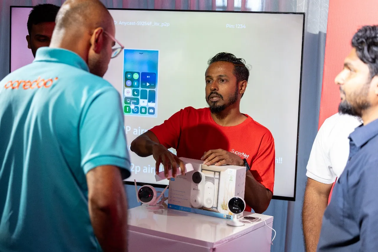 އުރީދޫ ސްމާޓާ ހޯމް: ސްމާޓް ޑިވައިސްތަކާއި ސީމްލެސް ކަނެކްޓިވިޓީ އާއެކު ސްމާޓާ ހޯމްއެއް