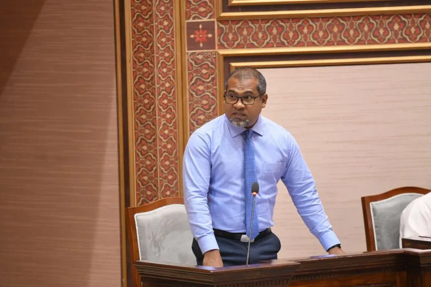 ފްލެޓްގަތީ މީގެ 5 އަހަރުކުރިން ބޭންކުން ލޯނެއް ނަގައިގެން: ވަޒީރު ޚަލީލު