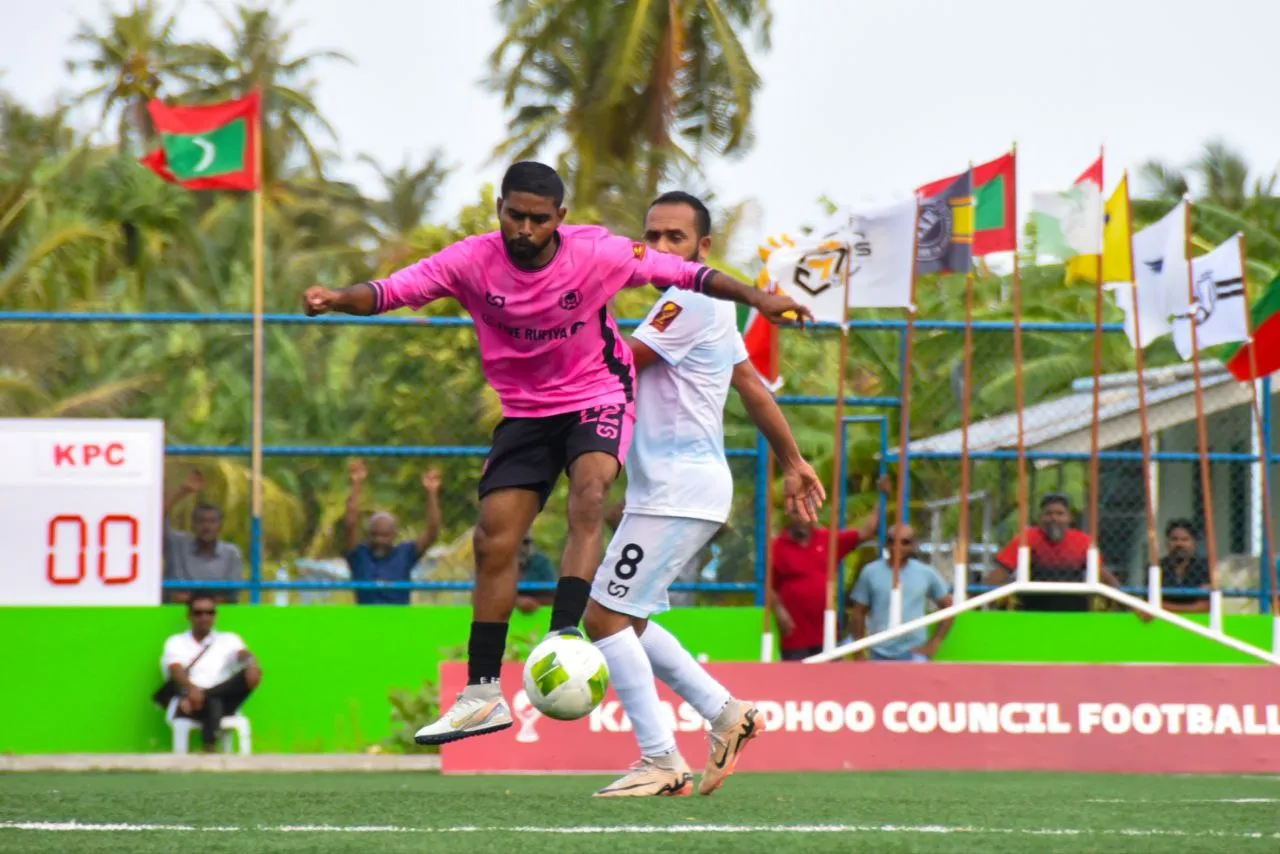 އެސްޕިއެސްސީ އާއި ކާށިދޫ ޕޮލިސް ކުލަބު ވާދަކުރި މެޗުގެ ތެރެއިން... ފޮޓޯ: މާންގްރަފީ