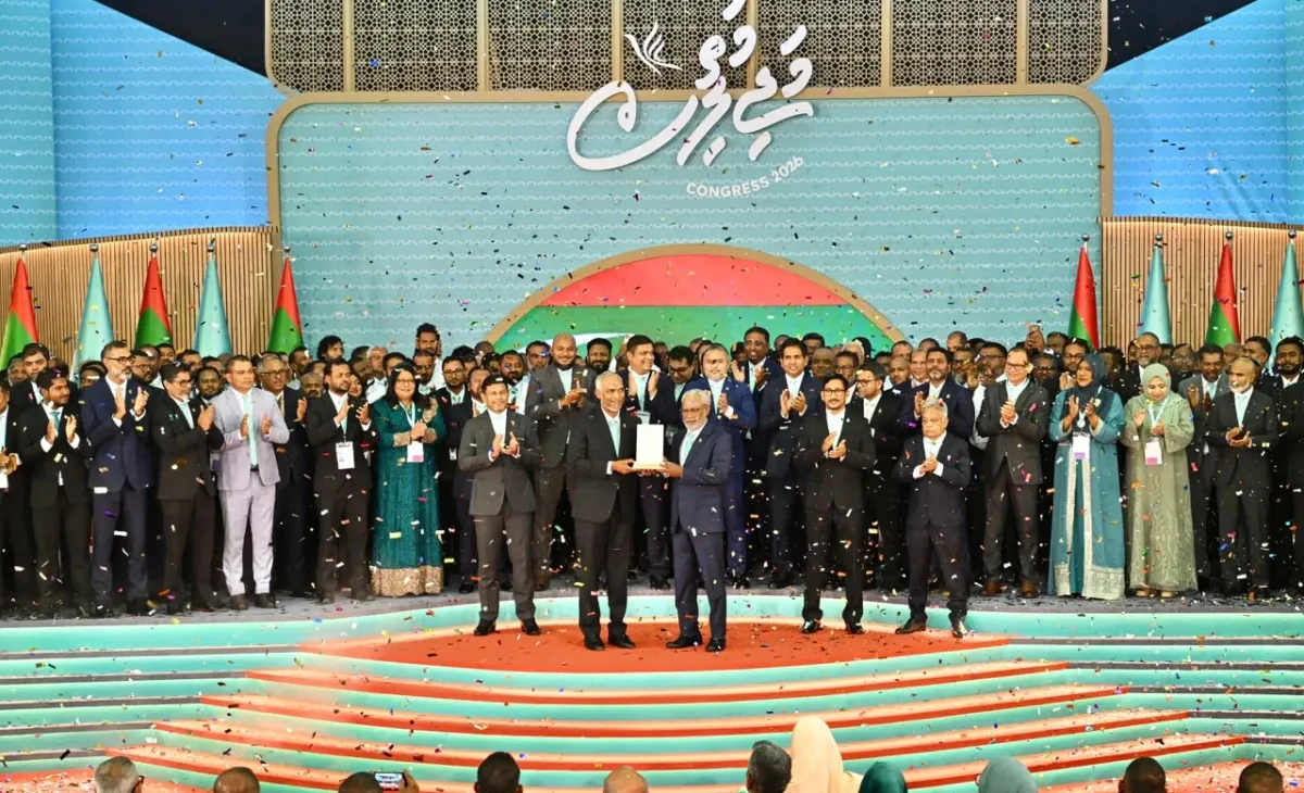 ޕީއެންސީގެ ރިޔާސީ ޓިކެޓް ރައީސް ޑރ. މުޢިއްޒަށް އަރުވައިފި