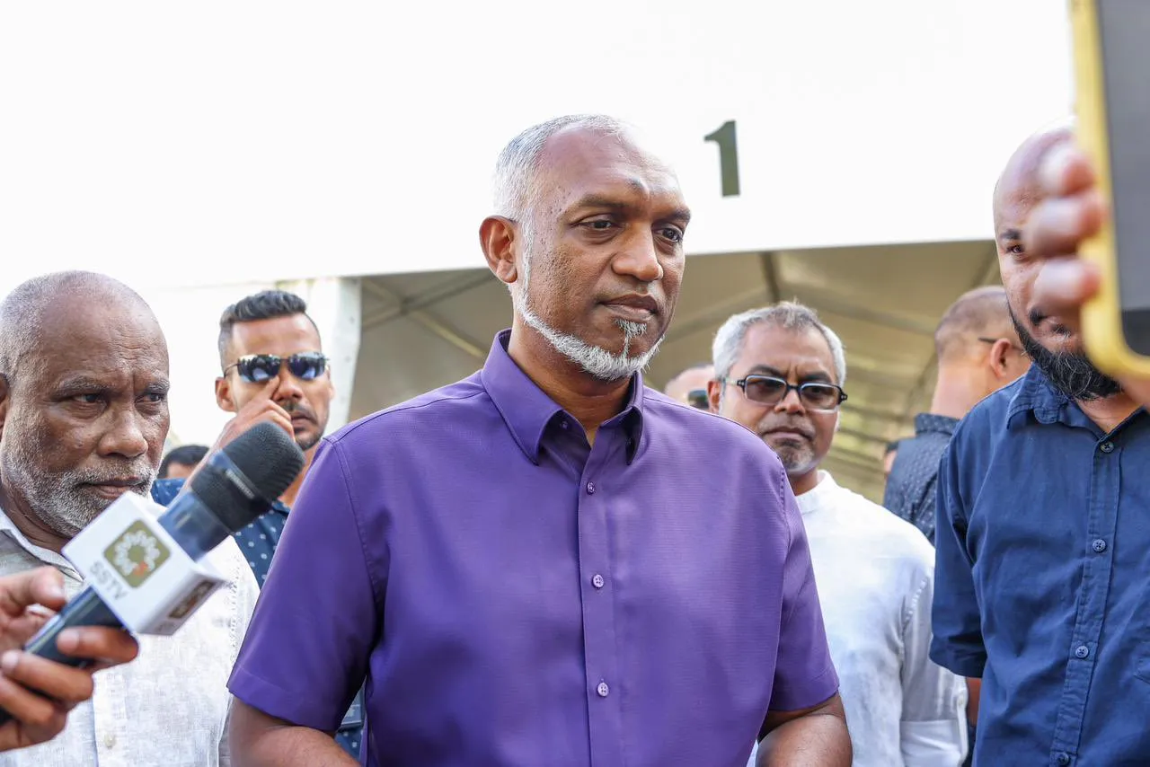 ވޯޓާސް ލިސްޓުތަކަށް ބަދަލު ގެނެސްފައިވާކަމަށް ކުރެވޭ ތުހުމަތުތައް ރައީސް ޑރ.މުއިއްޒު ދޮގު ކުރައްވައިފި