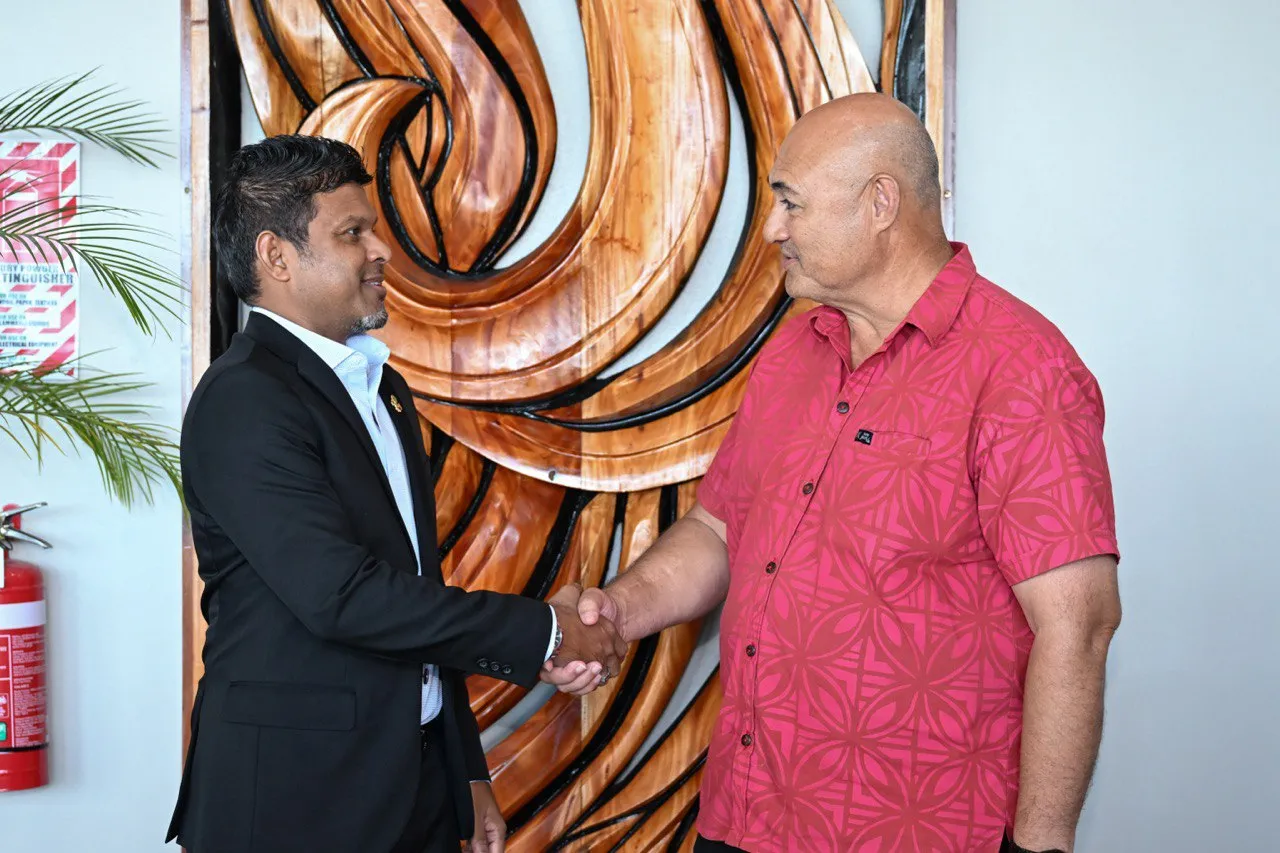 ނައިބު ރައީސް ސަމޯއާ ކުރެއްވި ރަސްމީ ދަތުރުފުޅުގެ ތެރެއިން-- ފޮޓޯ: ރައީސް އޮފީސް