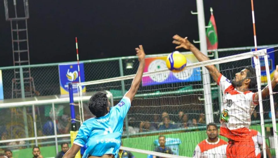 ޓީއޯ ސްޕޯޓްސް ކުލަބް ސީދާ ތިން ސެޓުން ބަލިކޮށް، ފައިނަލުގެ ފުރަތަަމަ ޖާގަ ޓީމު ހިޔާ އިން ކަށަވަރުކޮށްފި