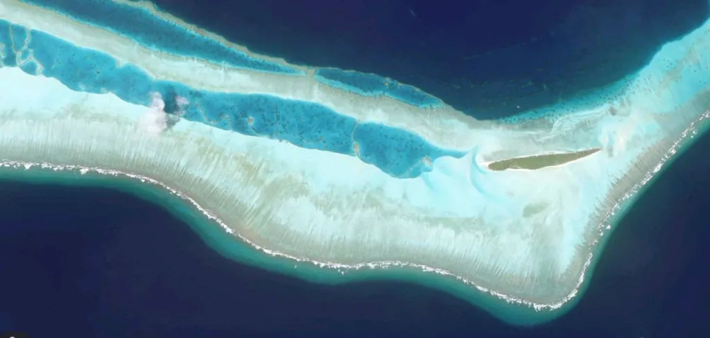 ކެމްޕޭނަށް ފައިސާ ހޯދަން، ފޮއްތެޔޮ ފަޅު ވިއްކަން ކުރާ މަސައްކަތް ހުއްޓާލާ: އިދިކޮޅު