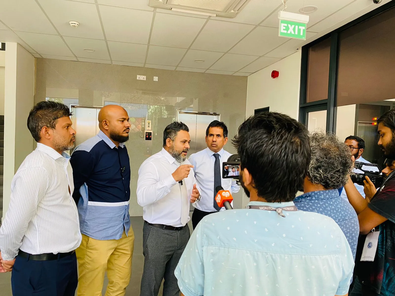 "އަނެއްކާވެސް ކަނޑާއި ގުޅުންހުރި އެއްބަސްވުންތަކެއްގައި ސީޝެލްސް އާއެކު ސޮއިކުރަމުންދާ ކަމަށް މައުލޫމާތު ލިބޭ"
