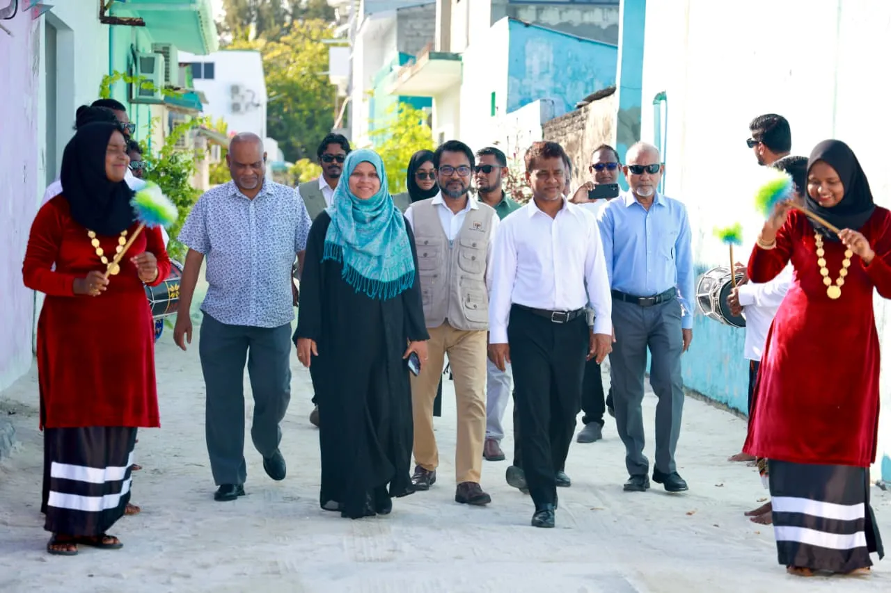 ބަރަކާ ޗެރިޓީގެ އެހީގައި ކ. ގުޅީގައި ލެބޯޓްރީއެއް ހުޅުވައިފި