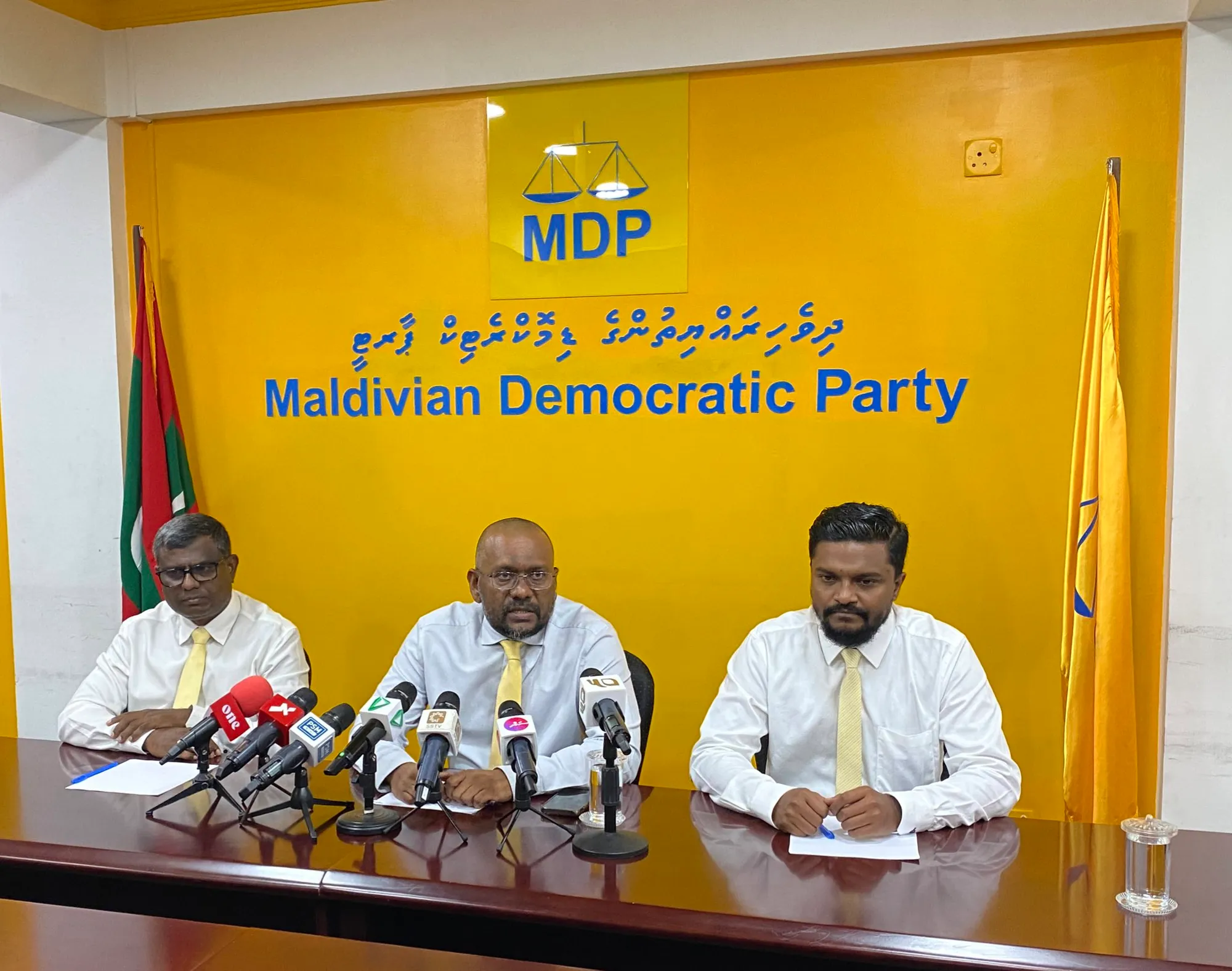 އަޅުގަނޑަށް ފެނޭ، ރައީސް ނަޝީދު އިންތިޚާބުގައި ވާދަކުރައްވަން: ފައްޔާޟް