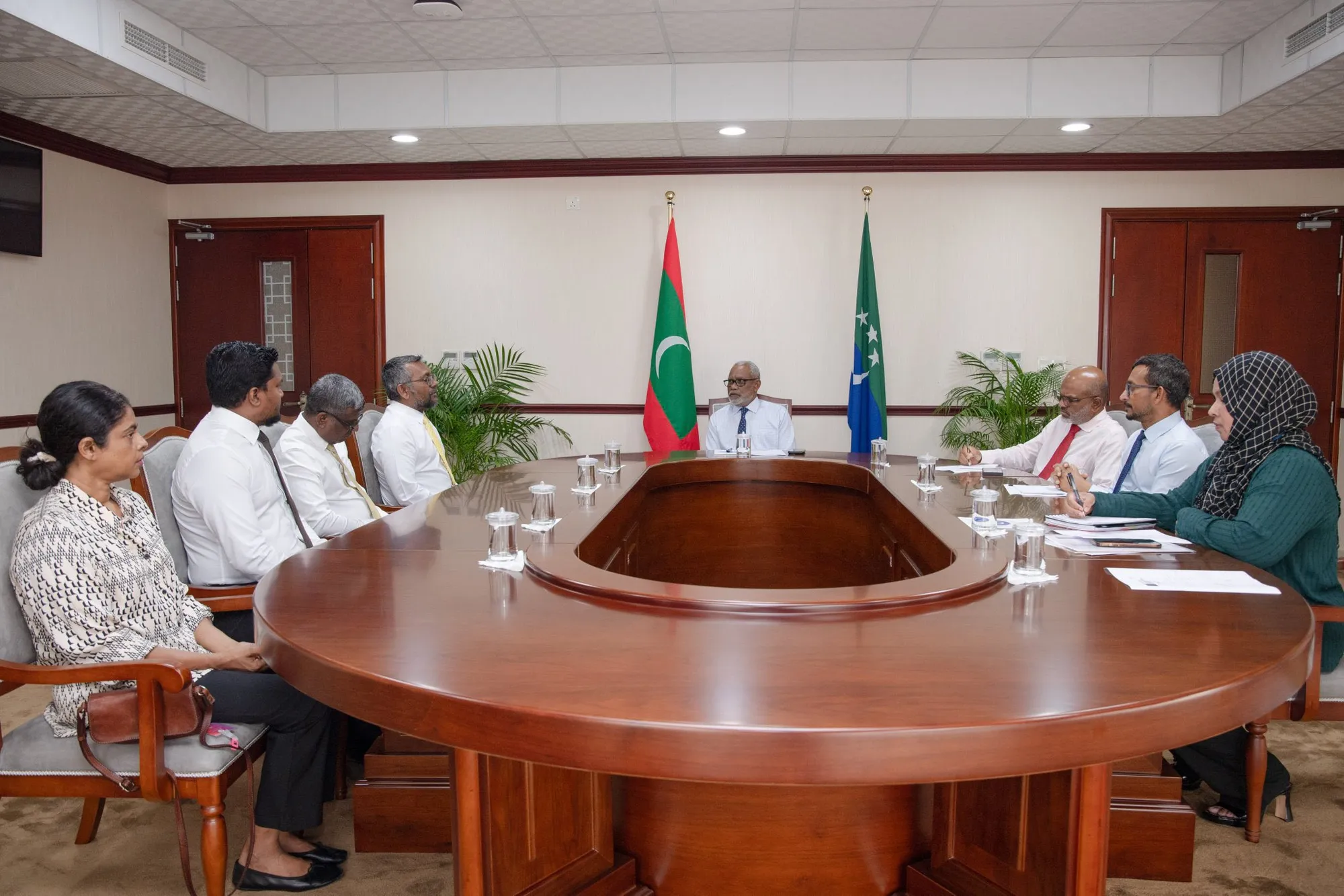 އެމްޑީޕީން މަޖިލީހުގެ ރައީސާ ބައްދަލުކުރުން - ފޮޓޯ: އެމްޑީޕީ