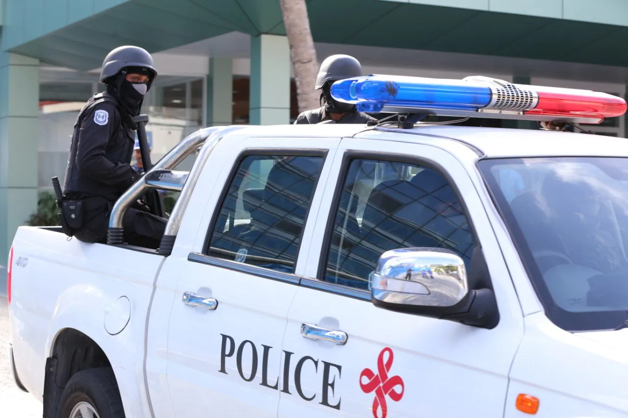 Police during an operation (Photo/Maldives Police Service)