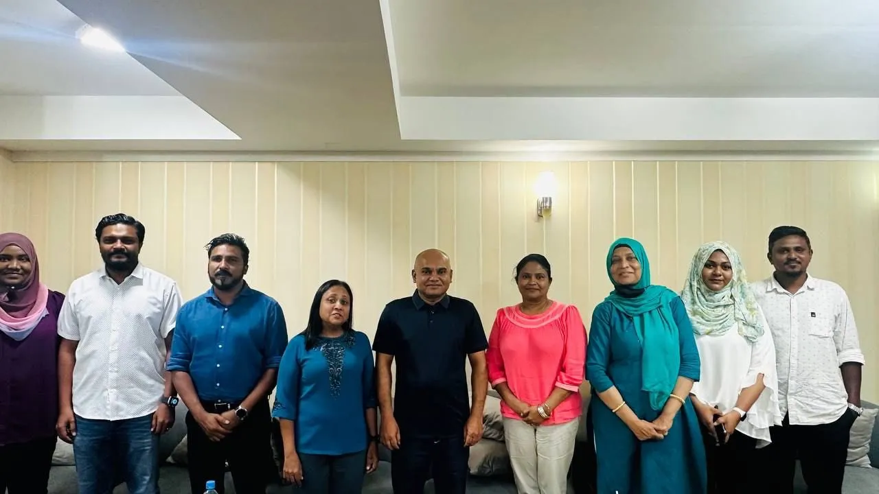ކޯލިޝަން ހެދުމާއި ގުޅޭ މަޝްވަރާތަކަށް އެމްޑީޕީން އެމްއާރްއެމްގެ ޓީމާ ބައްދަލުކޮށްފި!