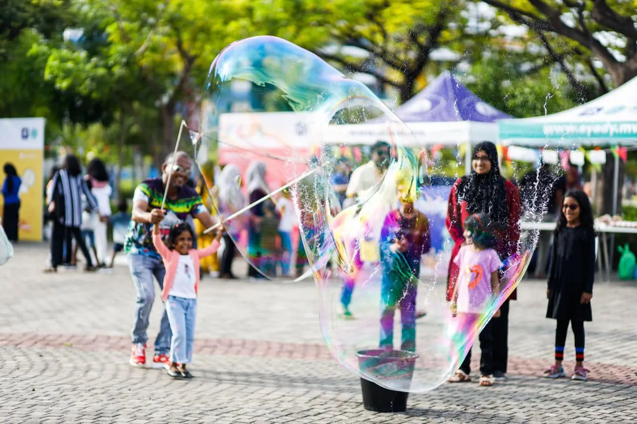 އެލައިޑް އިންޝުއަރަންސް ކުންފުނިން ކޮންމެ އަހަރަކުވެސް ބާއްވަމުންގެންދާ އާއިލީ ހަވީރު "އެލައިޑް ފެސްޓް"ގެ ތެރެއިން: ފޮޓޯ/ އެލައިޑް