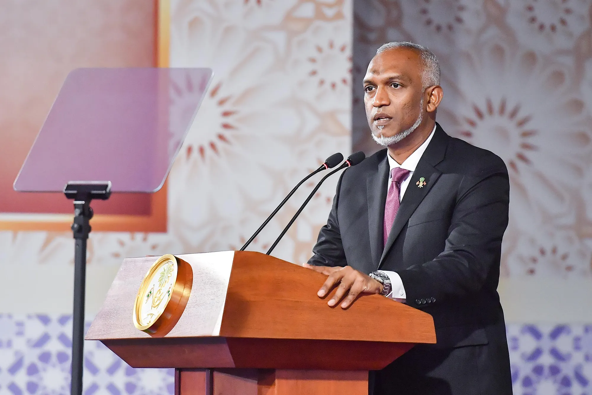 ރައީސް މުޢިއްޒު