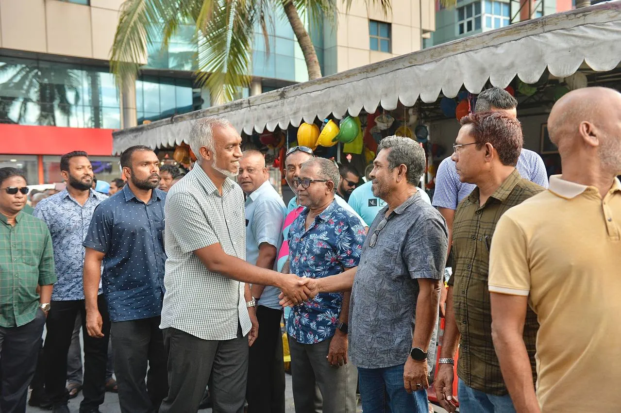 އެމްޕީއެލްގެ މަސައްކަތްތެރިންނަށް، މުޢިއްޒު ދެއްވީ ކަންބޮޑުވުންތަކަށް ދާއިމީ ހައްލެއް ގެންނަވާނެކަމުގެ ޔަގީންކަން!